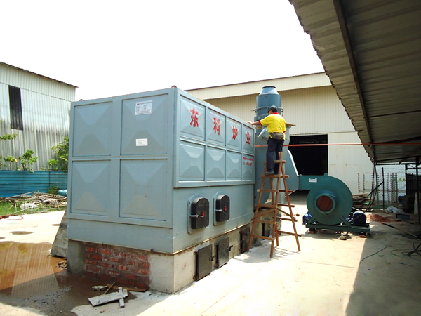 臥式手燒熱風(fēng)爐安裝現(xiàn)場(chǎng)