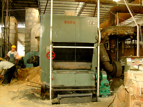 燃煤燃木屑燃生物顆粒自動熱風爐